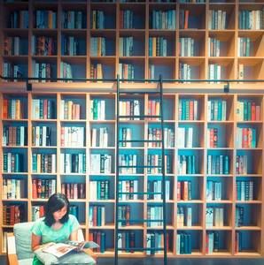 Meet your Posher, Shaskia